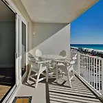 Laketown Wharf #913