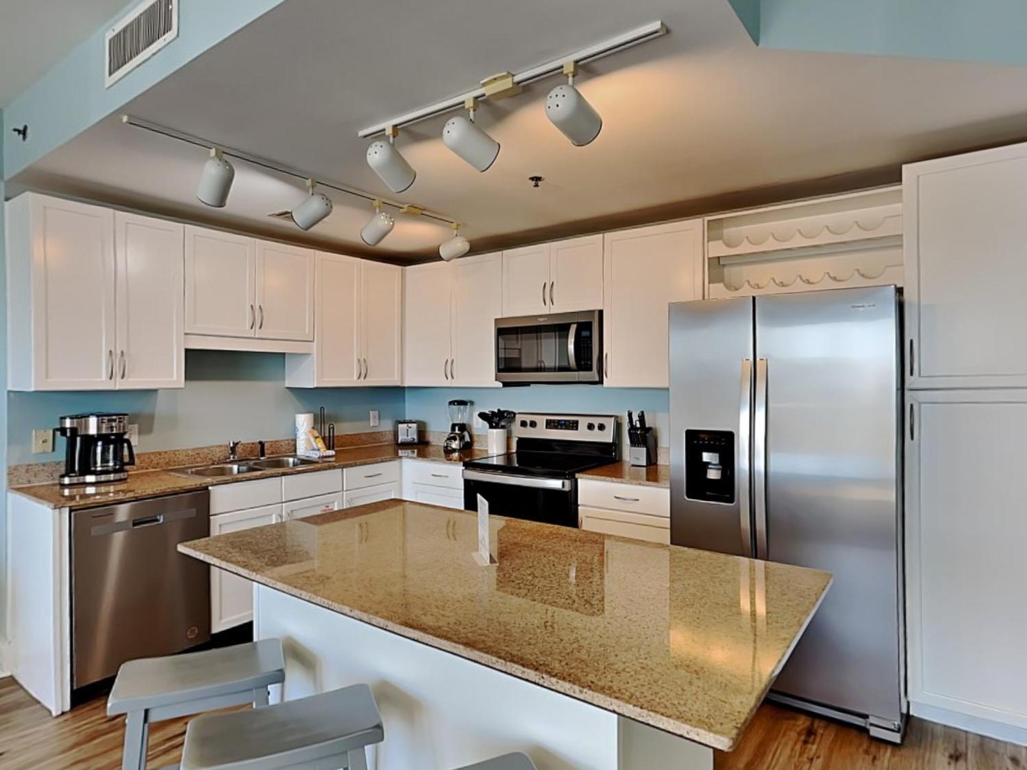 Apartment Laketown Wharf #913 *