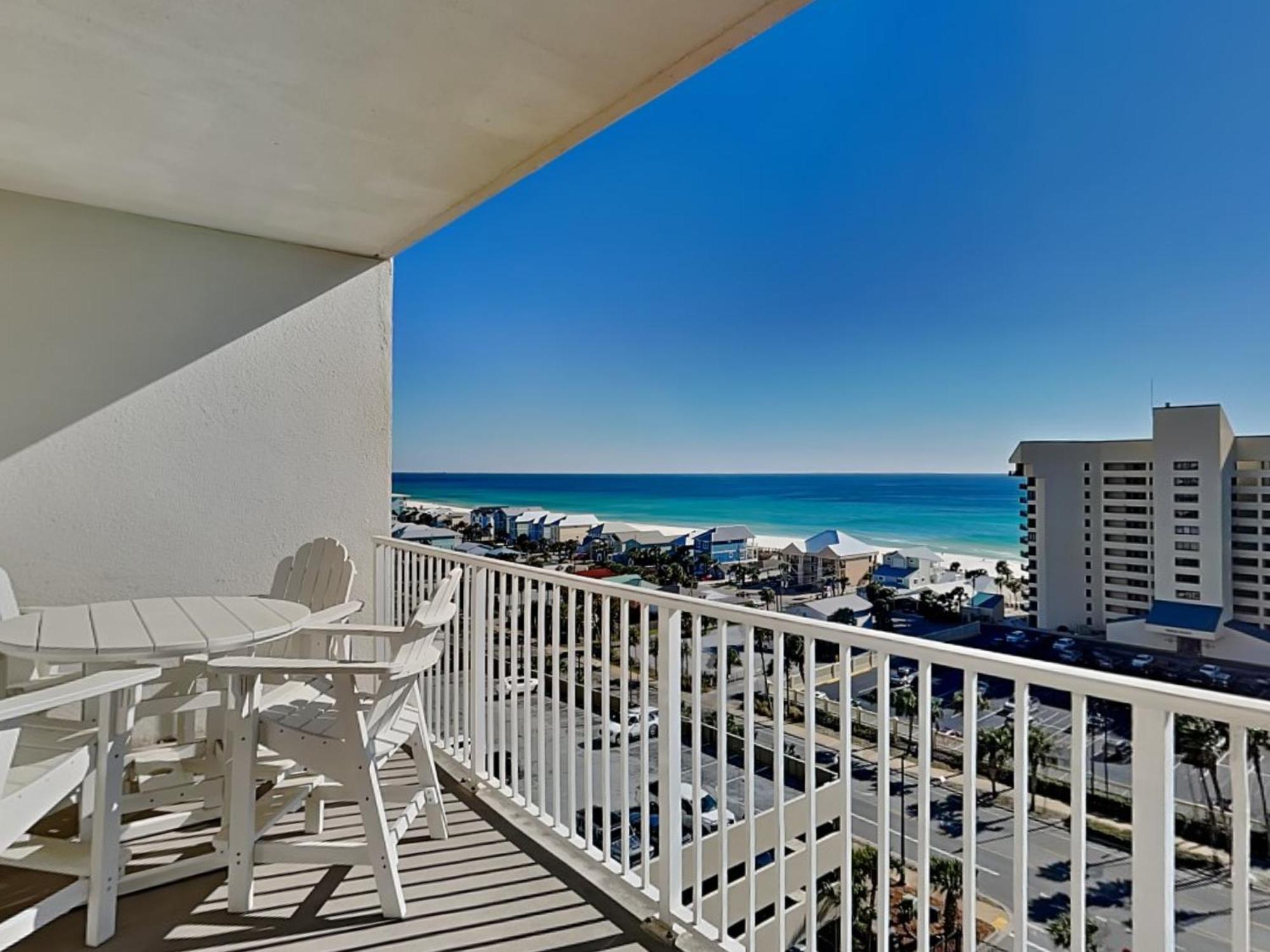 Laketown Wharf #913